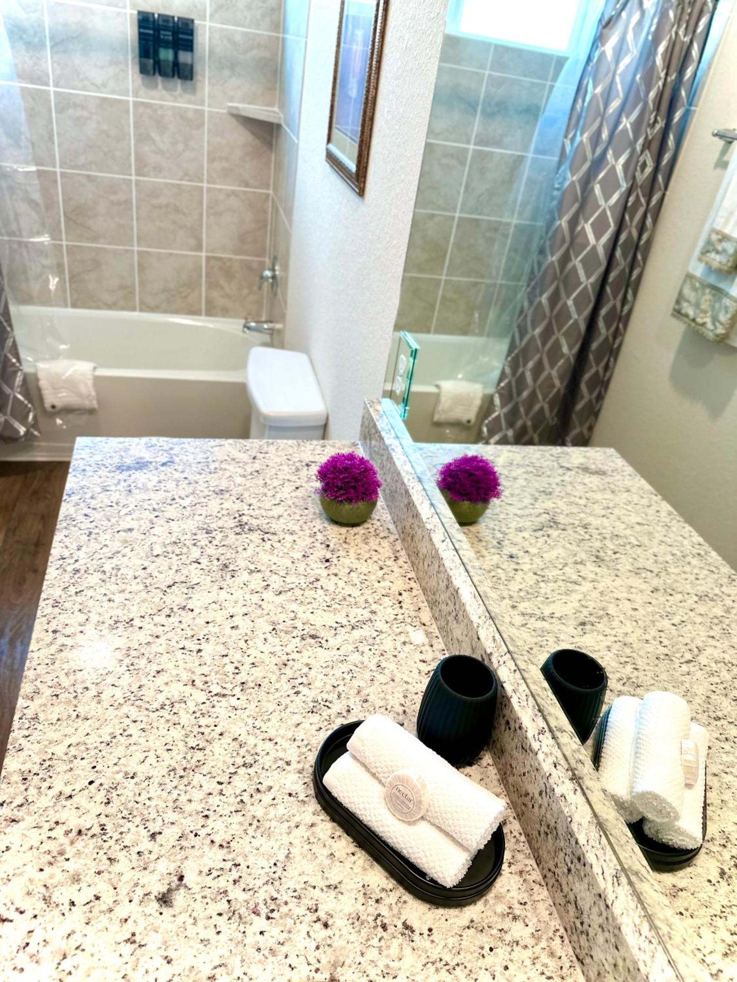 New Home Near Lackland, Seaworld San Antonio Luaran gambar